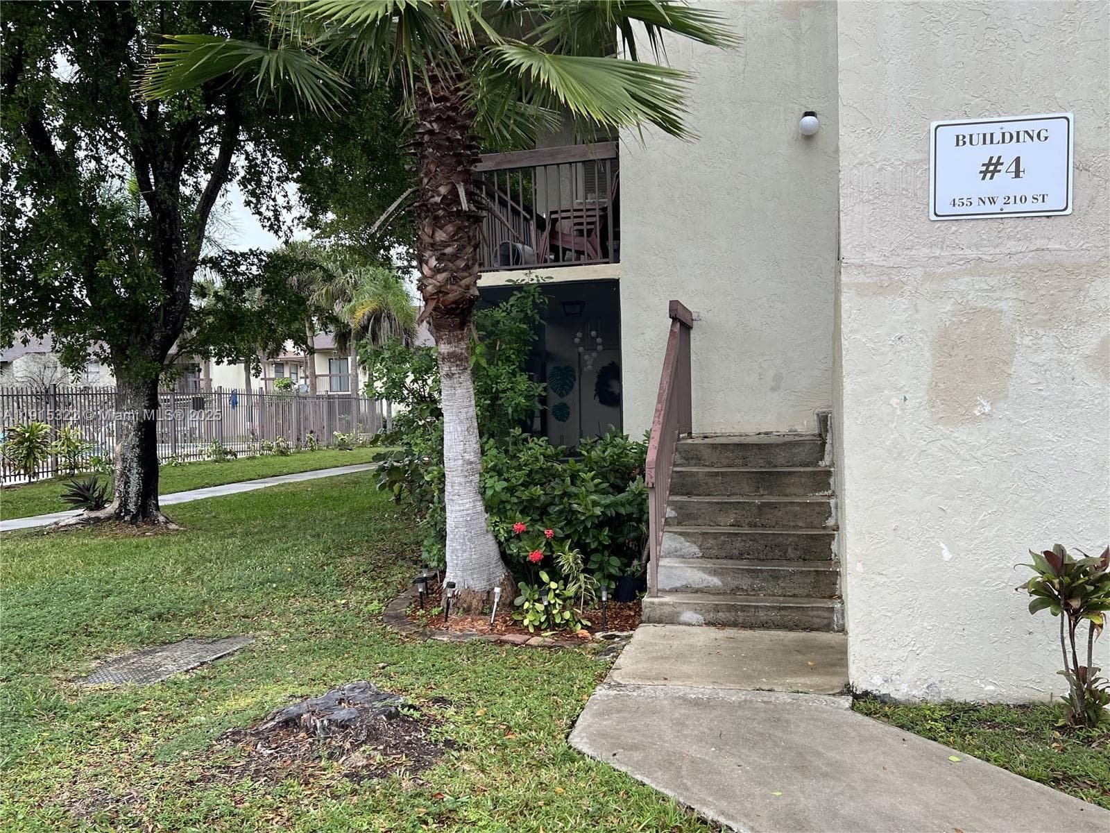 455 NW 210th St # 205, Miami Gardens, FL 33169 photo 3