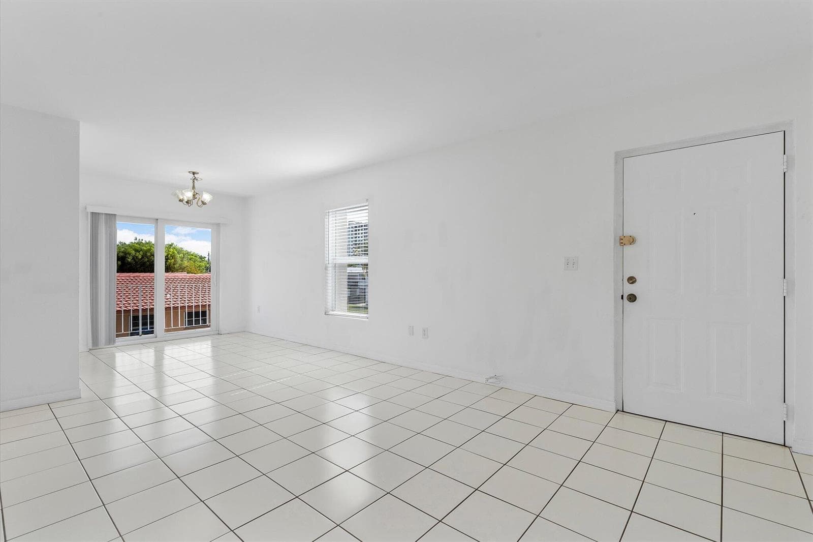 2138 SW 6th Street # 301, Miami, FL 33135 photo 4