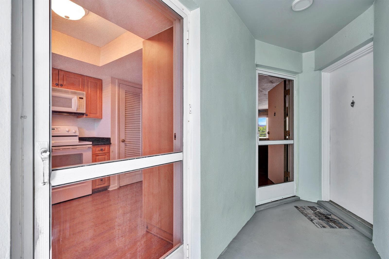 121 Wettaw Lane # 211, North Palm Beach, FL 33408 photo 4