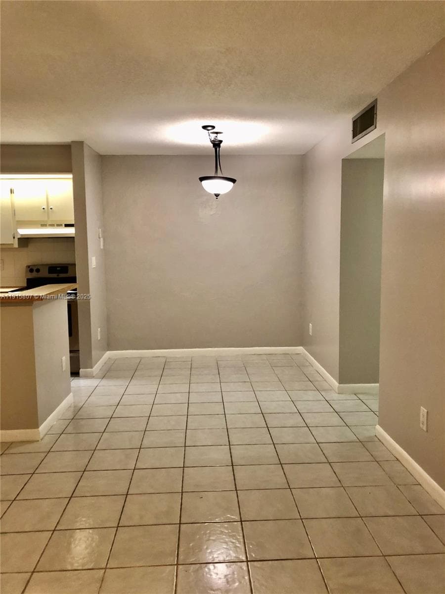 9753 W Mcnab Rd # 112, Tamarac, FL 33321 photo 3