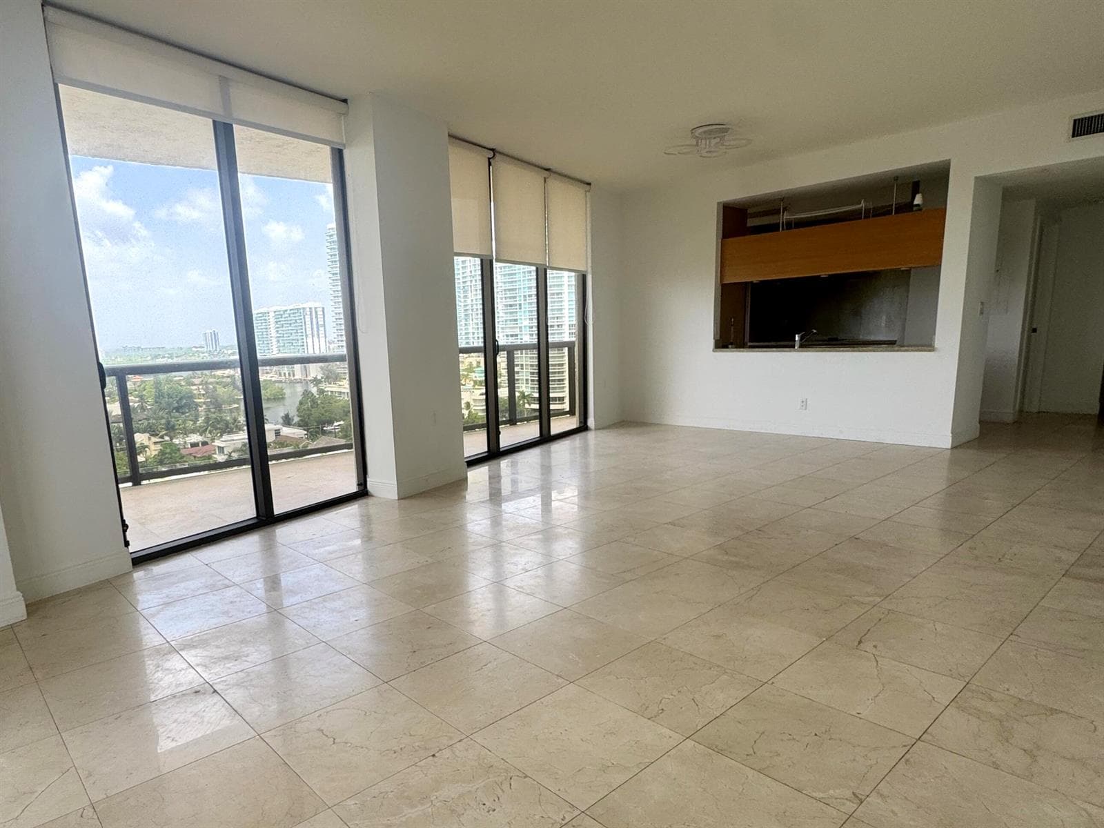 16275 Collins Avenue # 1004, Sunny Isles Beach, FL 33160 photo 3