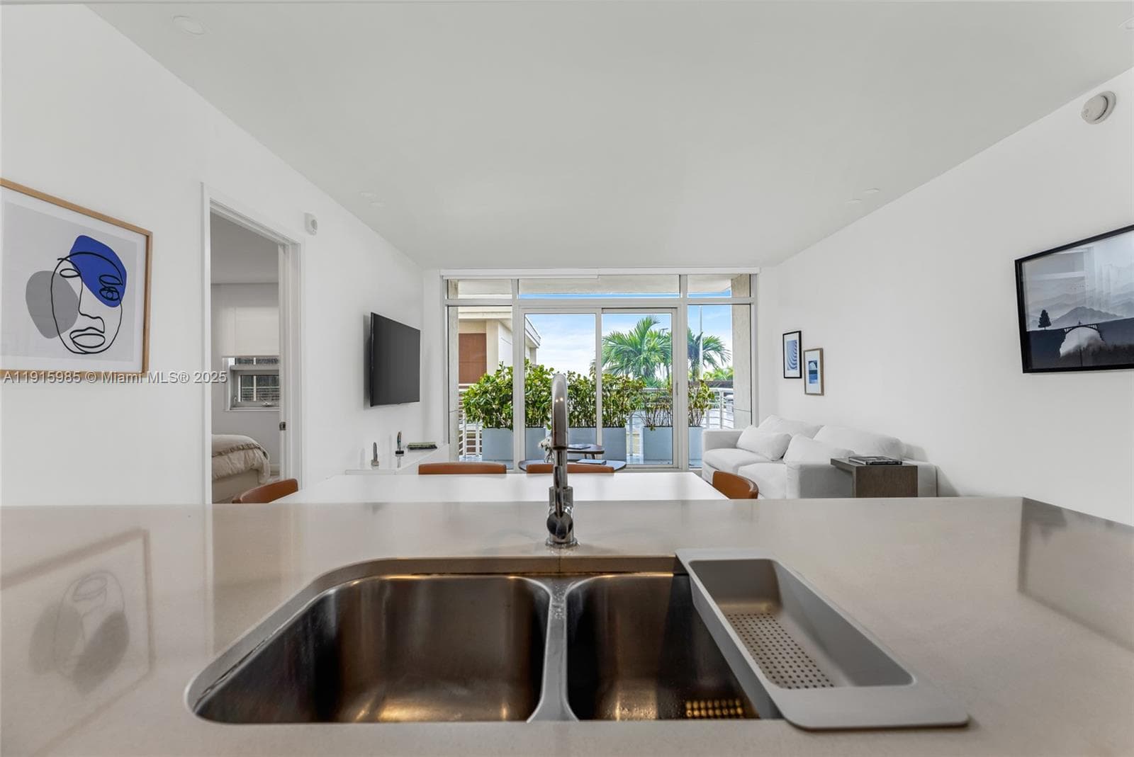 3250 NE 1st Ave # 605, Miami, FL 33137 photo 4