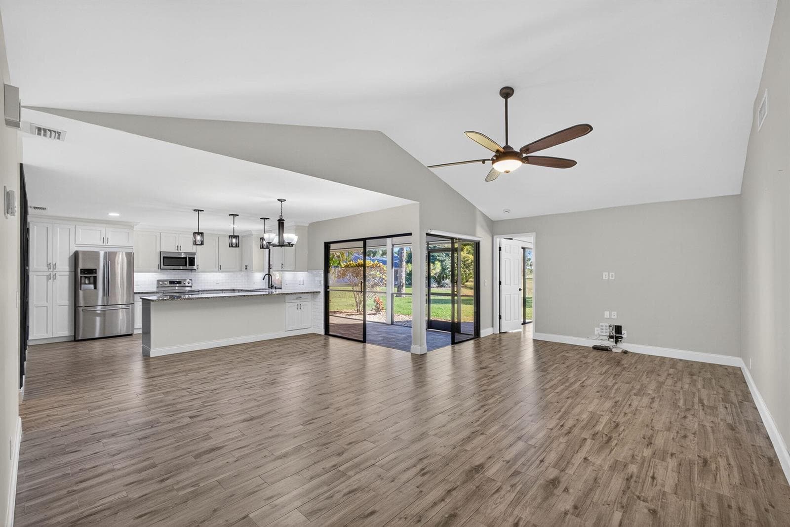13302 Touchstone Place, Palm Beach Gardens, FL 33418 photo 2