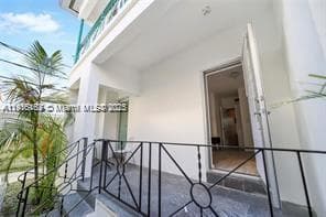 820 15th St # 104, Miami Beach, FL 33139 photo 3
