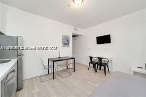 820 15th St # 104, Miami Beach, FL 33139 photo 4