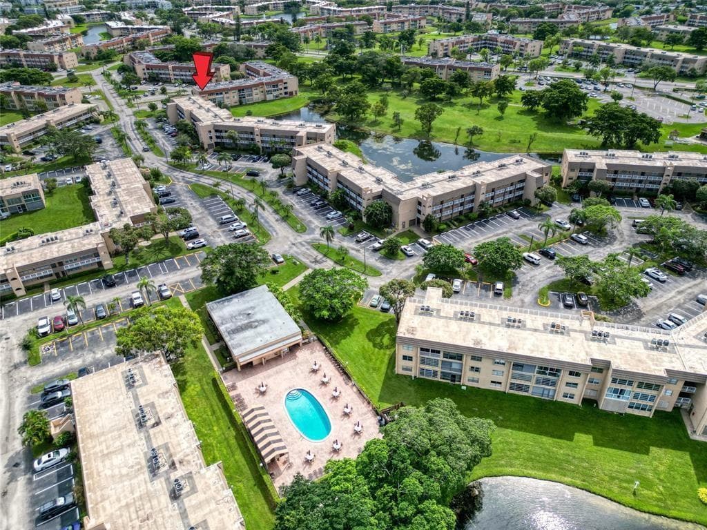 9281 Sunrise Lakes Boulevard # 212, Sunrise, FL 33322 photo 2