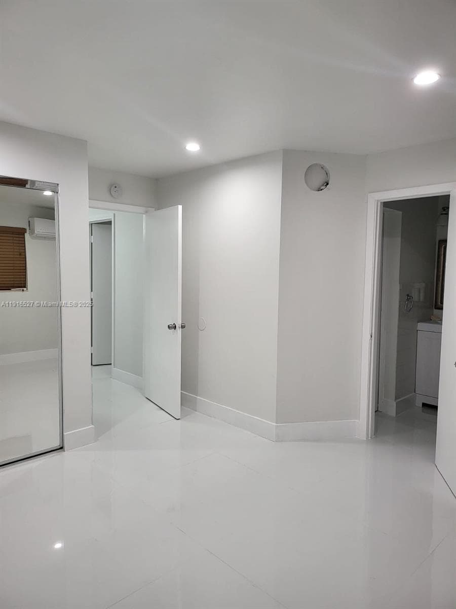 9375 SW 40th Ter # 203, Miami, FL 33165