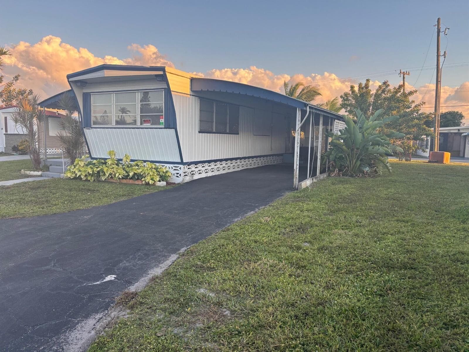 562 NE 47th St, Lot 393, Deerfield Beach, FL 33064 photo 2