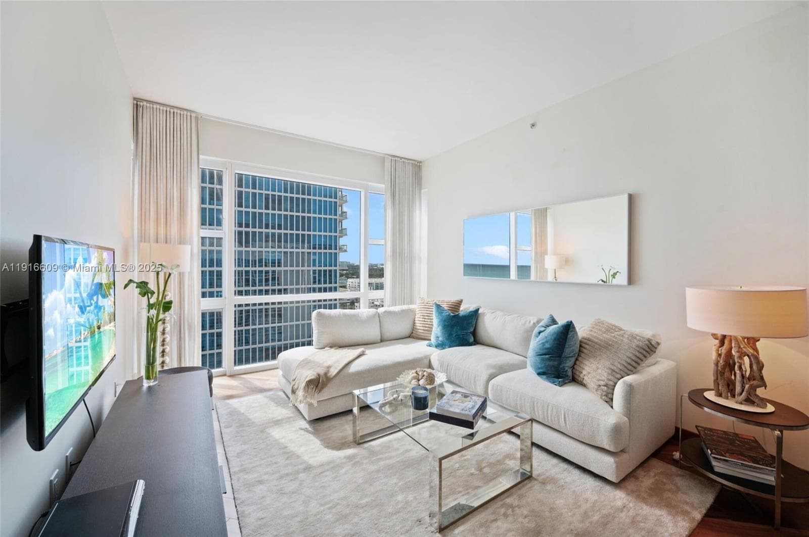 6801 Collins Ave # PH06, Miami Beach, FL 33141 photo 5