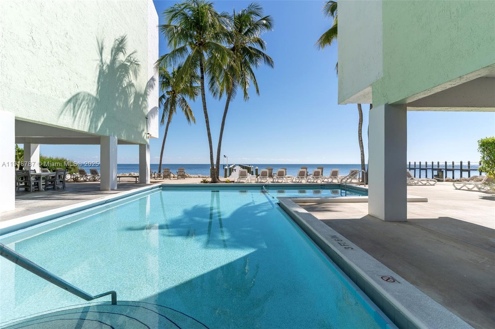 87465 Old Hwy 215 Hwy # 215, Plantation Key, FL 33036
