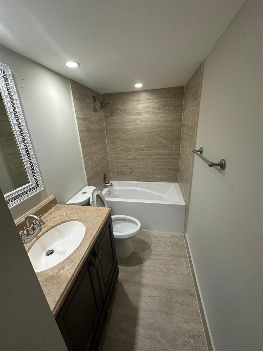 4374 NW 9th Avenue # 17-3b, Deerfield Beach, FL 33064 photo 2