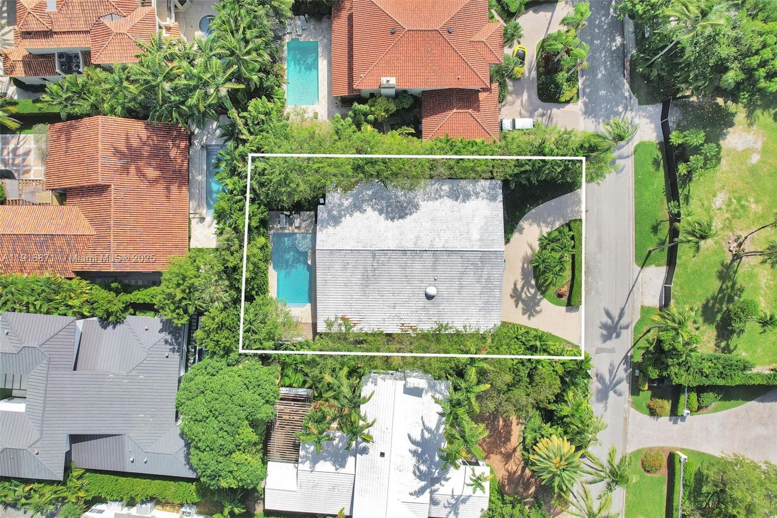 145 Bal Bay Dr, Bal Harbour, FL 33154 photo 3