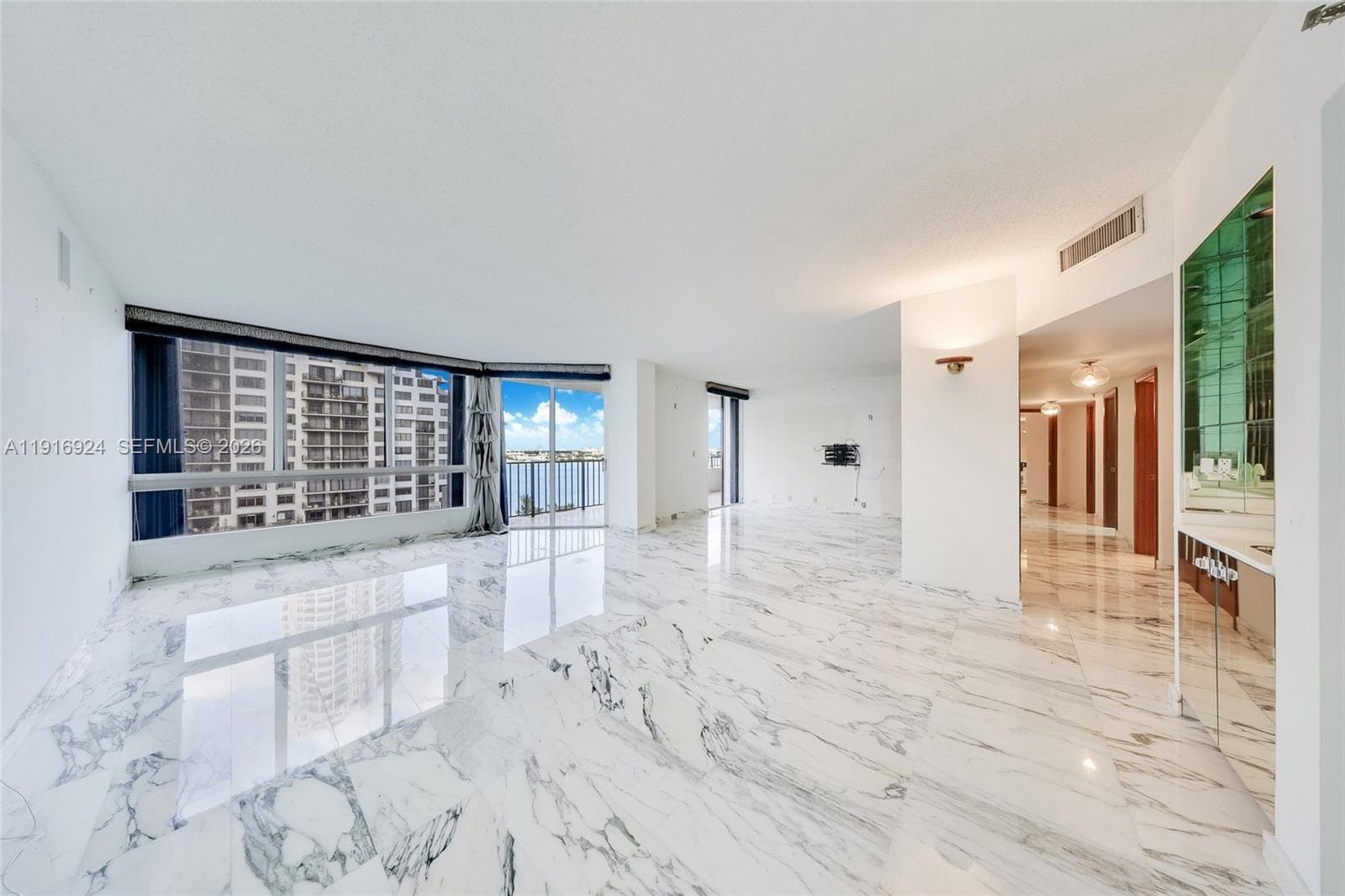 520 Brickell Key Dr # A1104, Miami, FL 33131 photo 2
