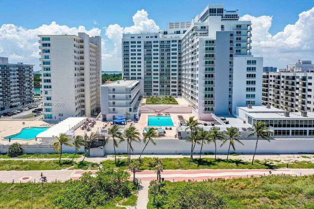 5401 Collins Ave # 1512, Miami Beach, FL 33140