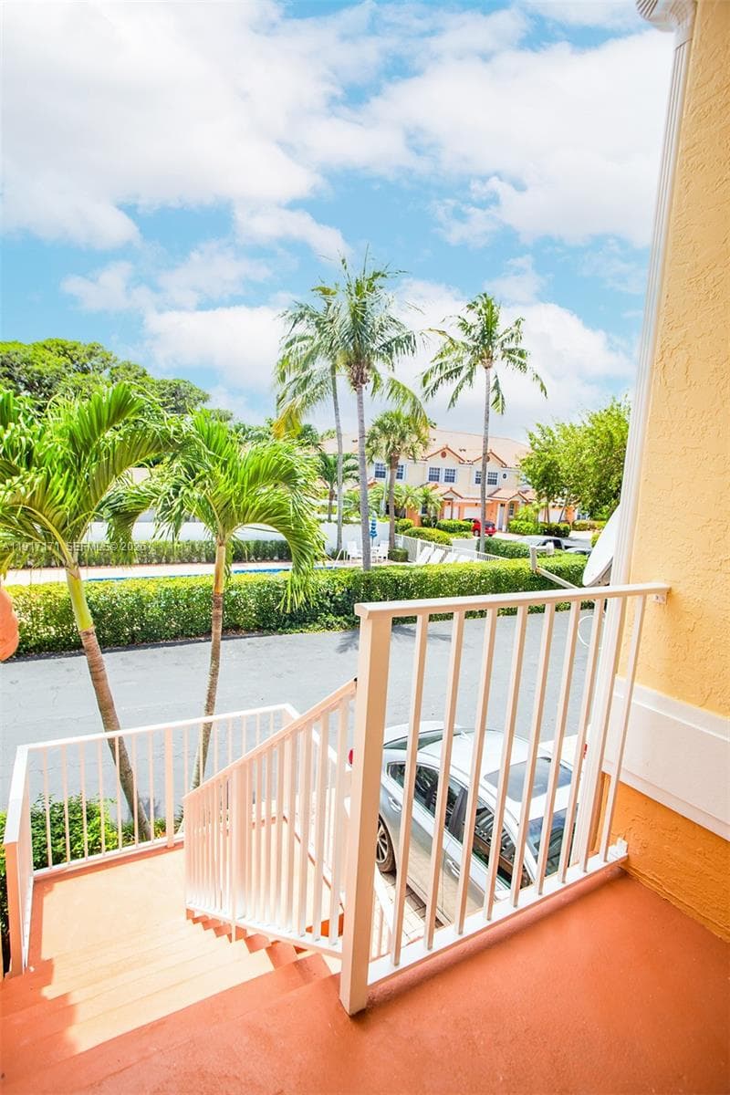 1998 NE 7th St # 104, Deerfield Beach, FL 33441 photo 5