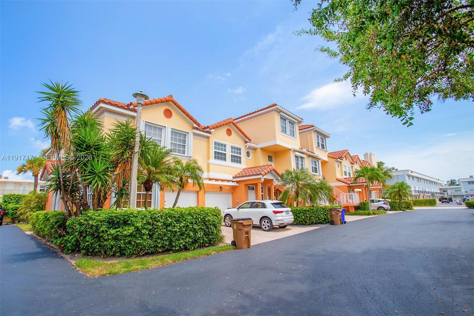 1998 NE 7th St # 104, Deerfield Beach, FL 33441 photo 4