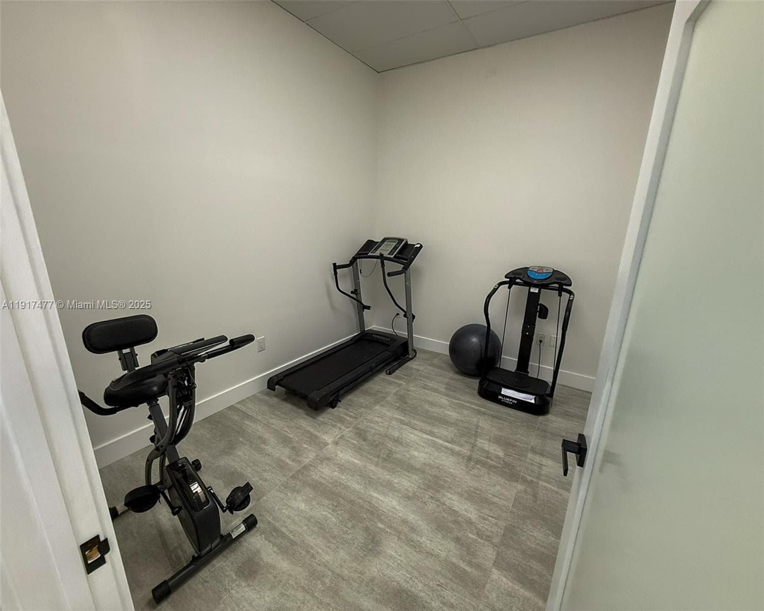 9447 SW 56th St # 9447-49, Miami, FL 33165 photo 5