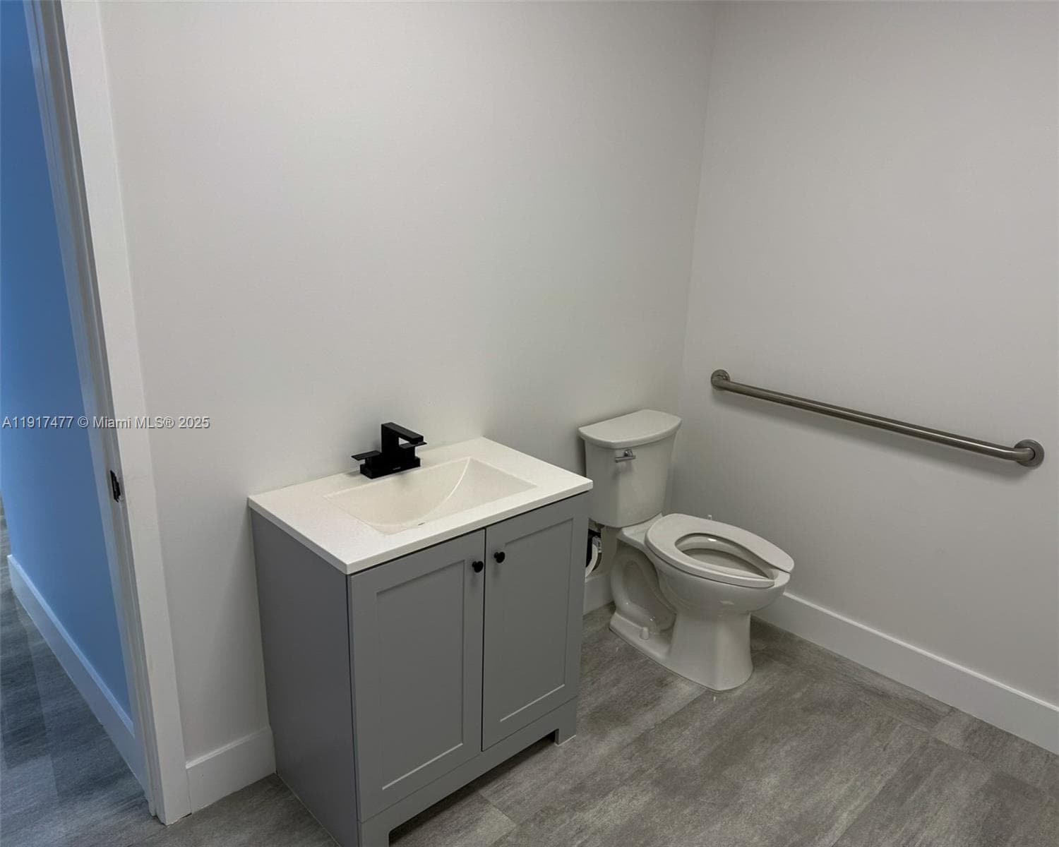 9447 SW 56th St # 9447-49, Miami, FL 33165 photo 4