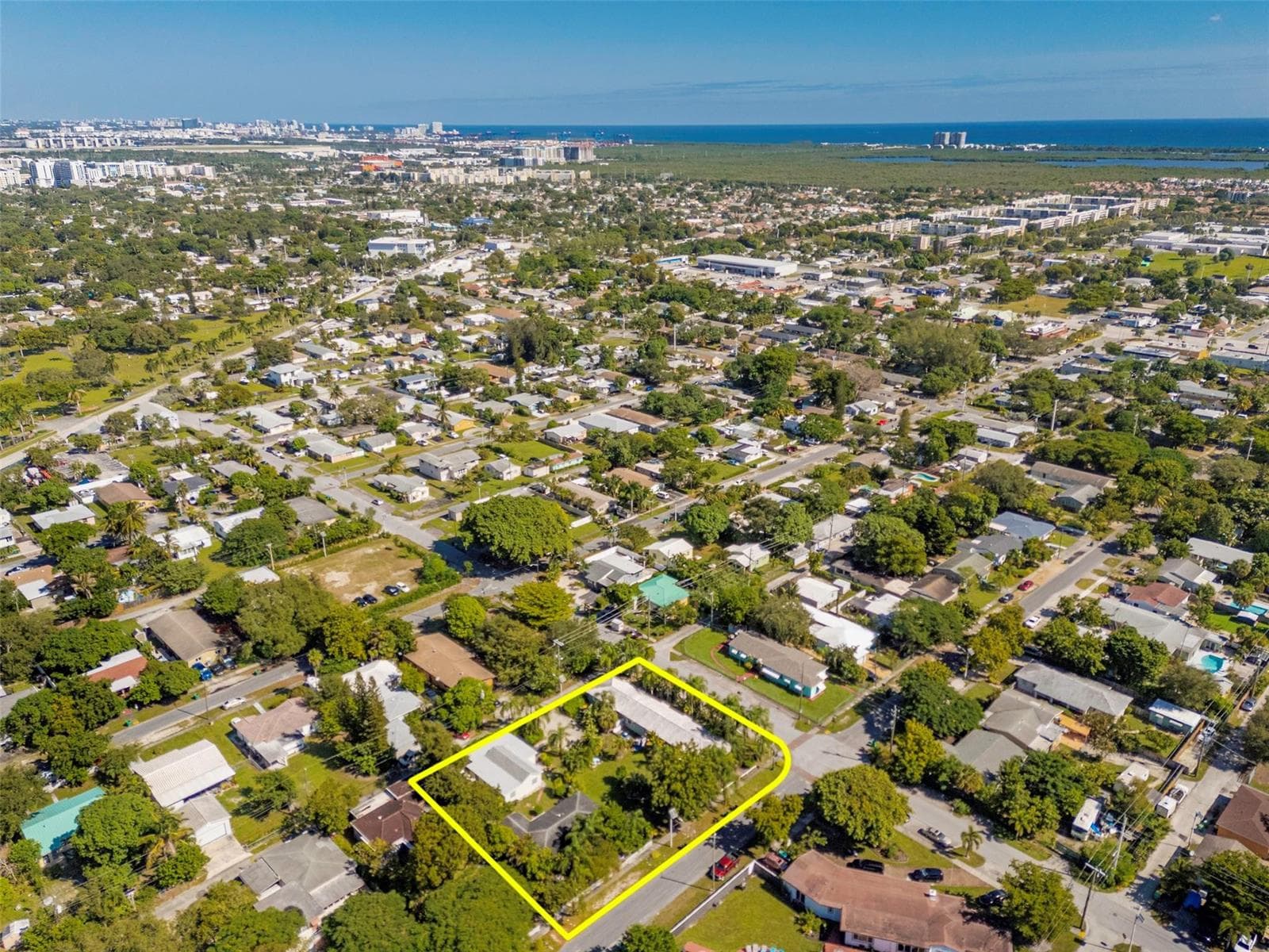 302 SW 15th Street, Dania Beach, FL 33004 photo 4