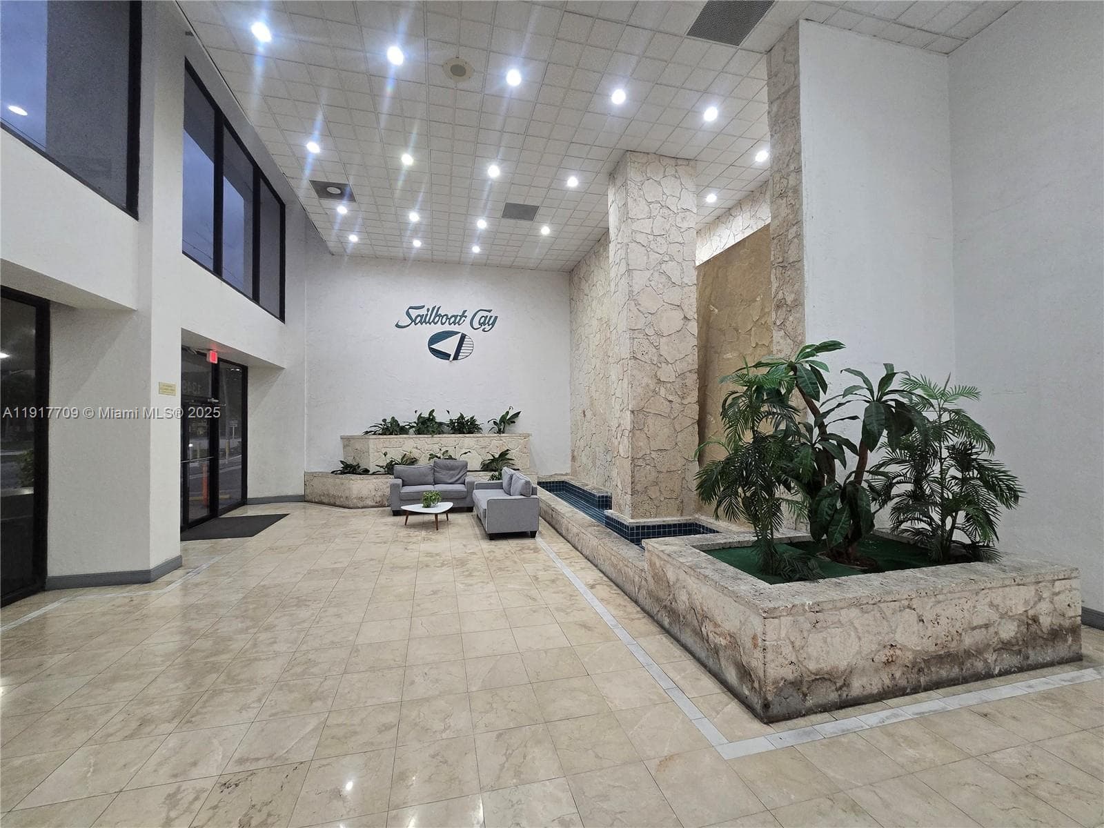 13499 Biscayne Blvd # CUM8, North Miami, FL 33181