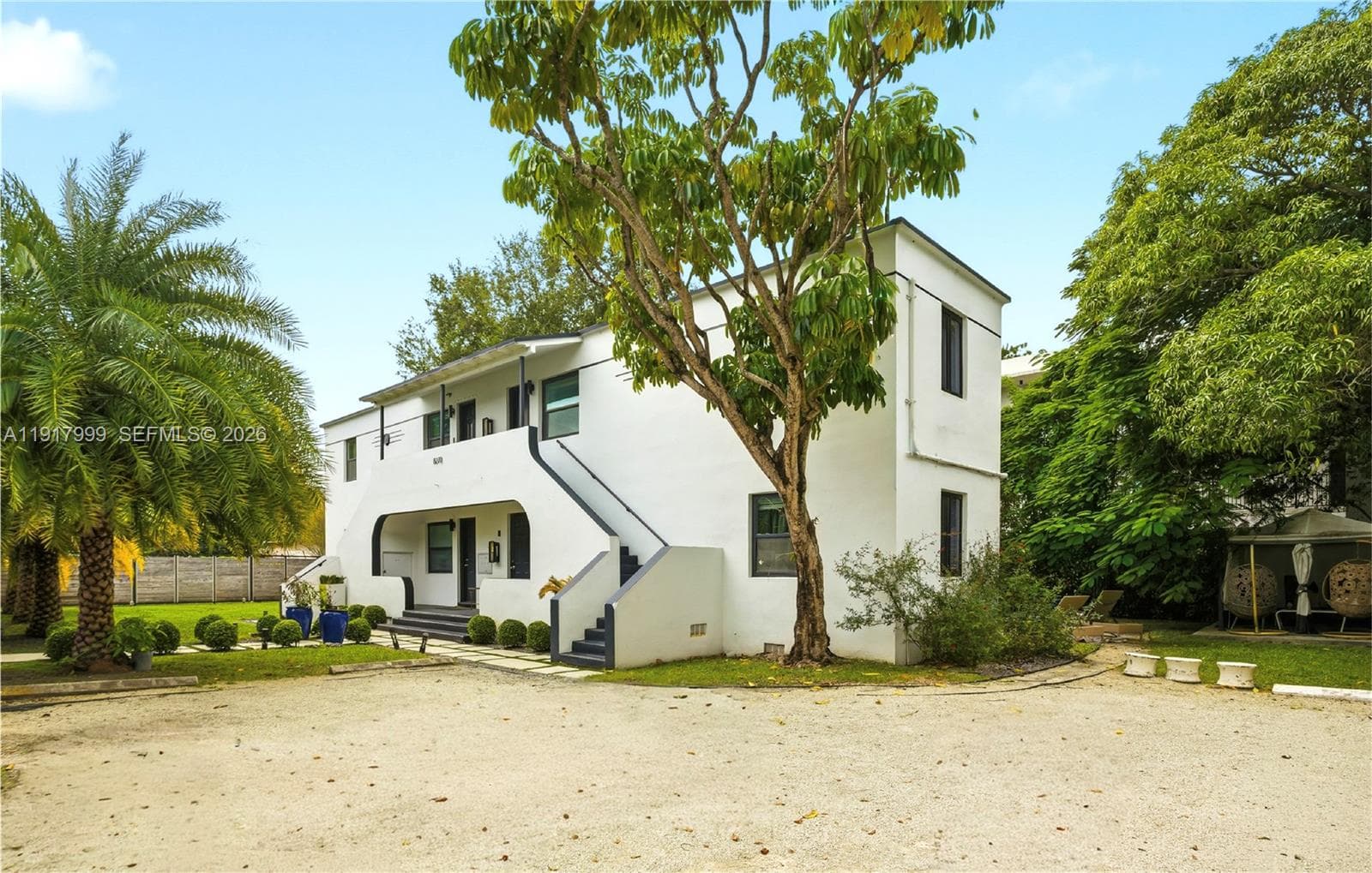 8270 NE 1st Pl, Miami, FL 33138 photo 5