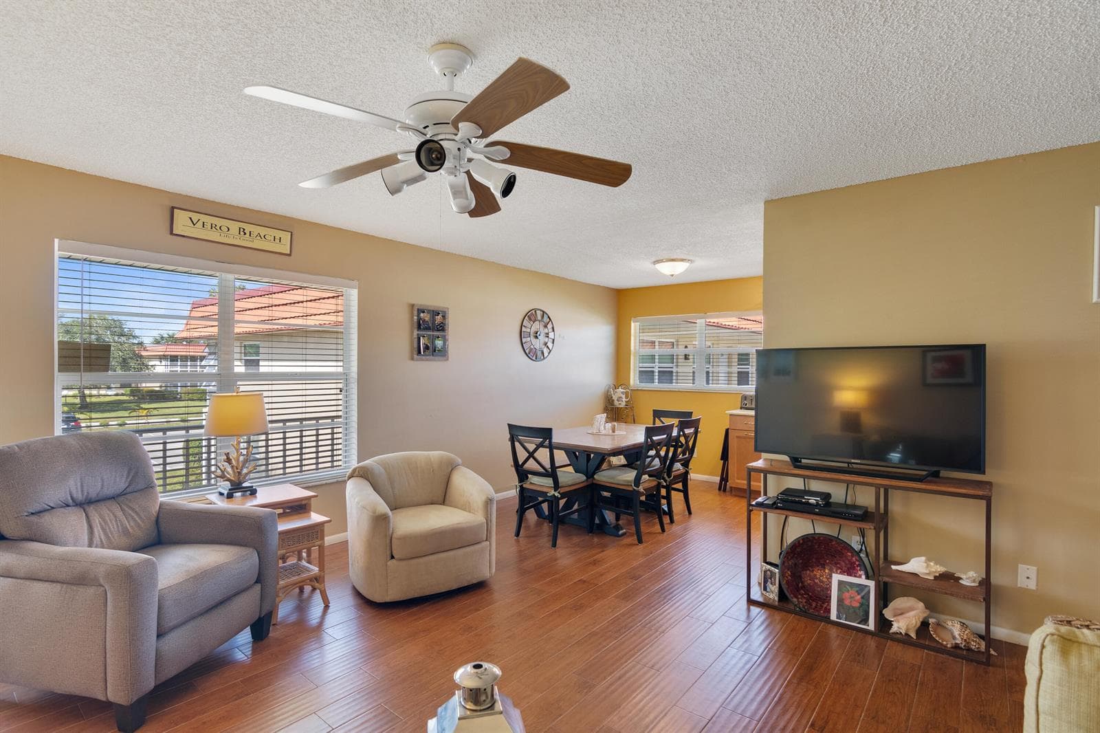68 Royal Oak Court # 202, Vero Beach, FL 32962 photo 3