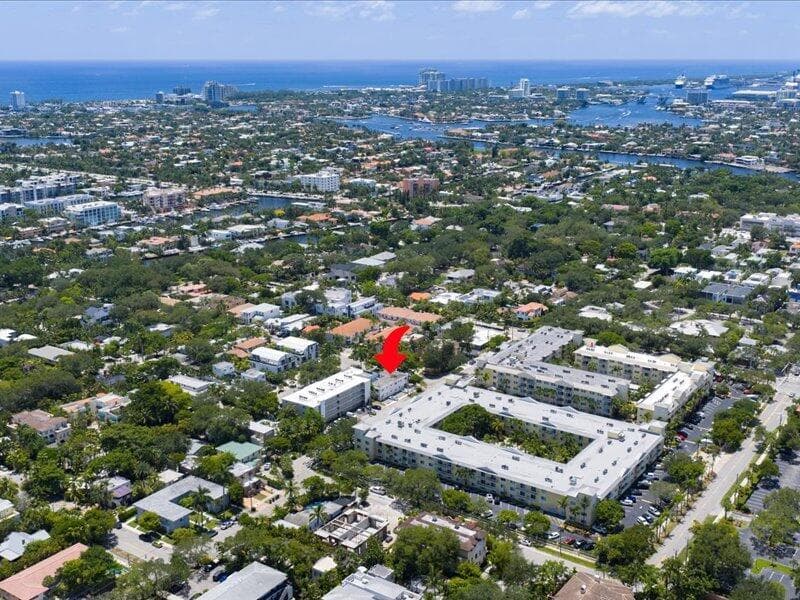 105 NE 16th Terrace, Fort Lauderdale, FL 33301 photo 5