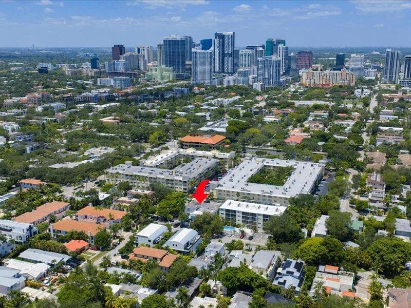 105 NE 16th Terrace, Fort Lauderdale, FL 33301 photo 4