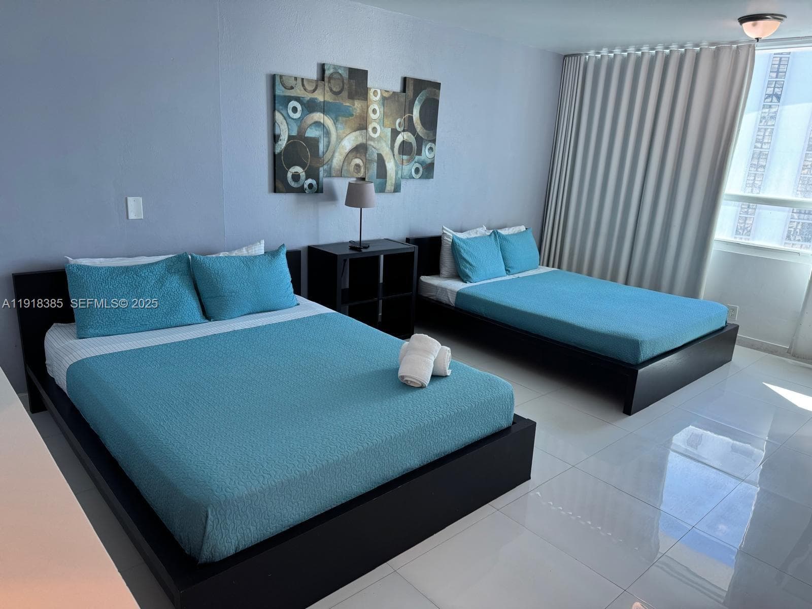 5445 Collins Ave # 915, Miami Beach, FL 33140