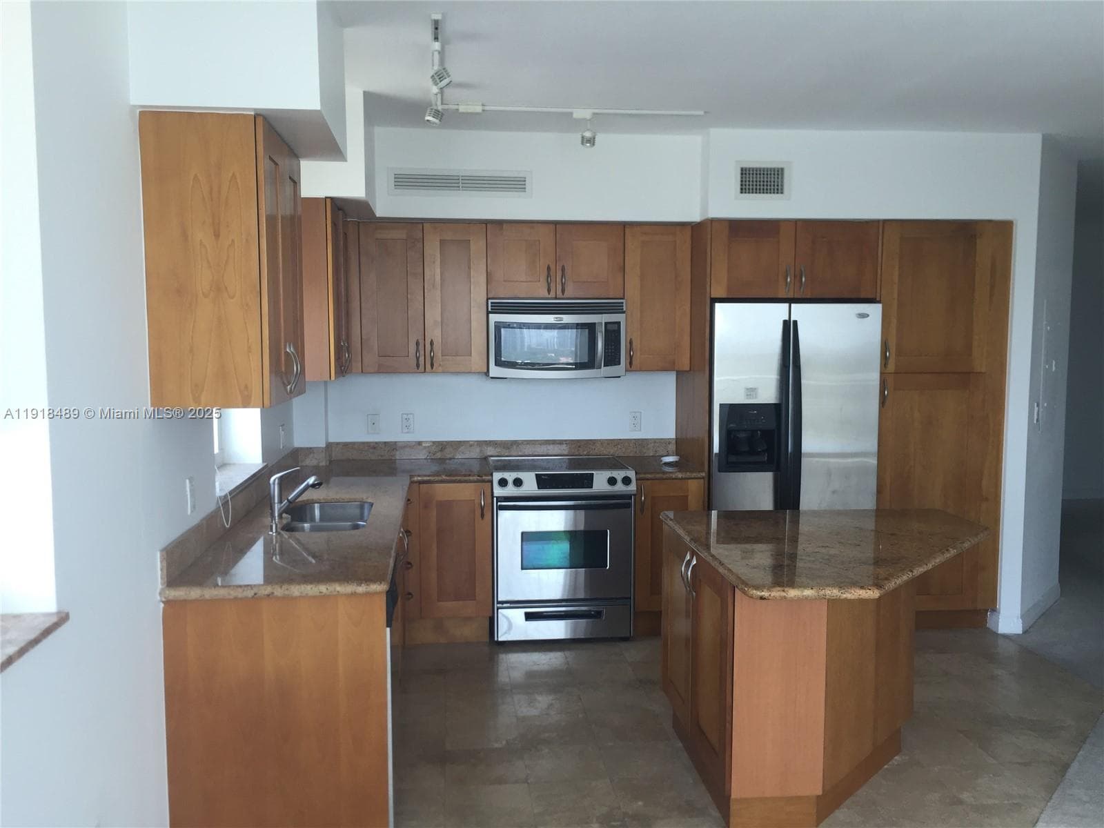 1745 E Hallandale Beach Blvd # 1807W, Hallandale Beach, FL 33009 photo 3