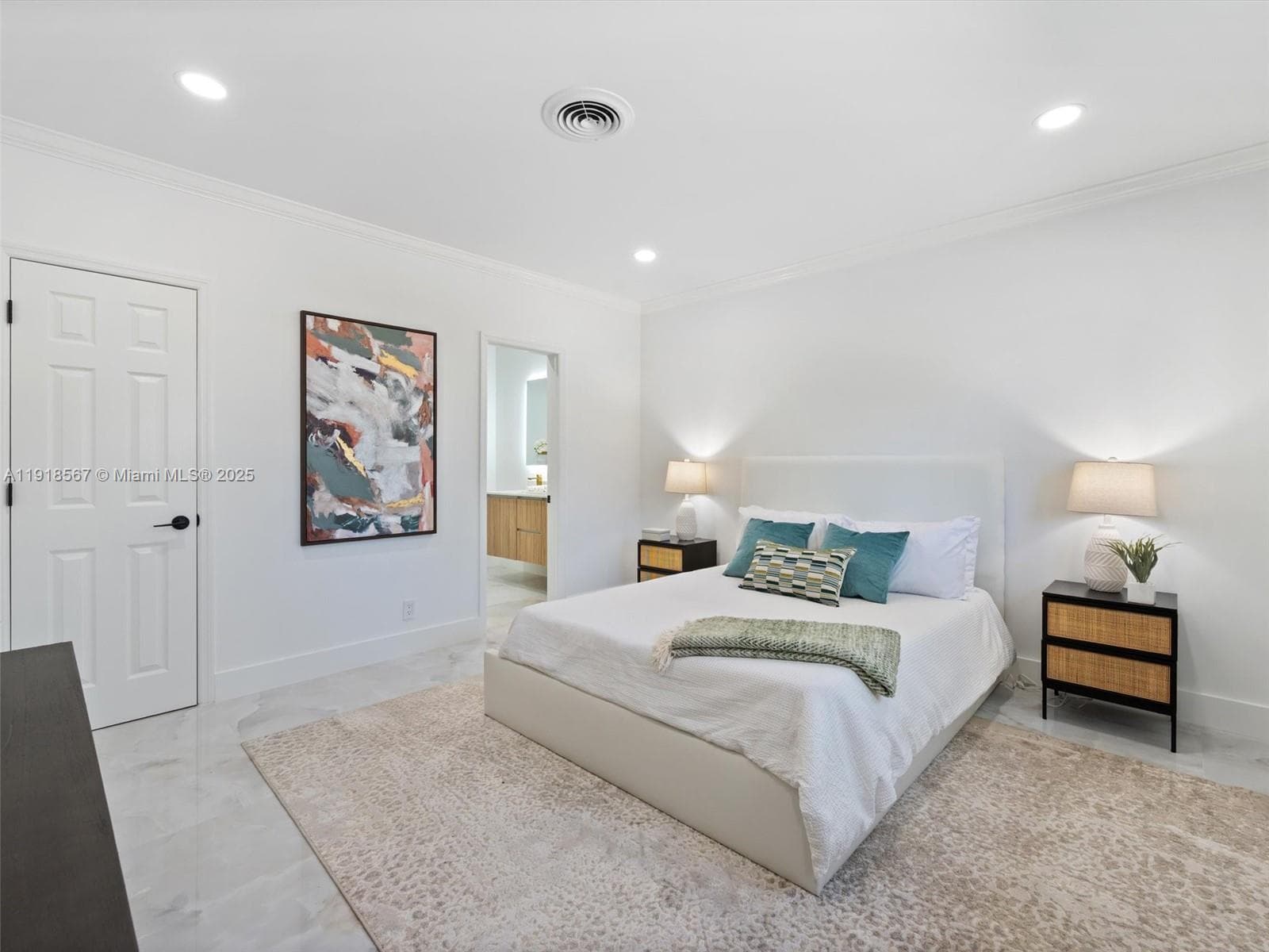 2764 NE 35th St, Fort Lauderdale, FL 33306 photo 5