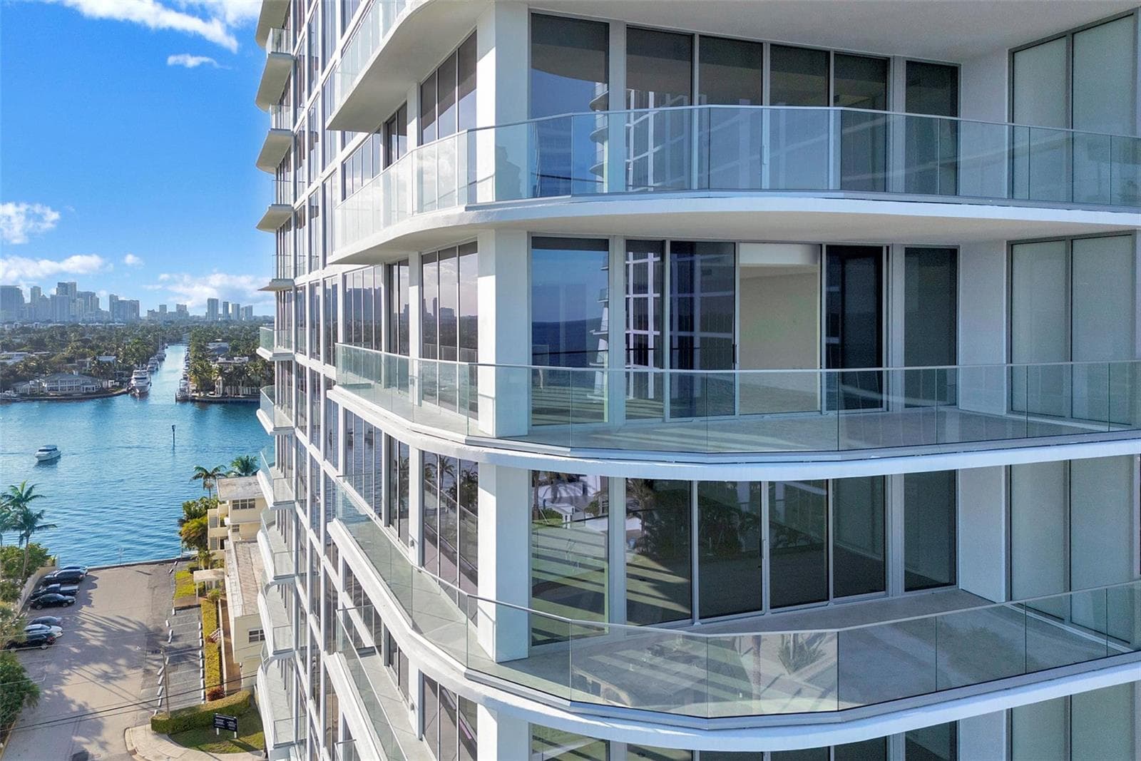 153 N Seabreeze Boulevard # 902, Fort Lauderdale, FL 33304 photo 2