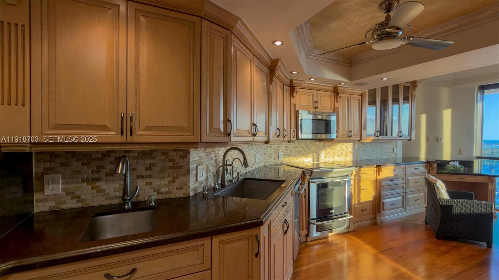 2000 Island Blvd # 3004, Aventura, FL 33160 photo 4
