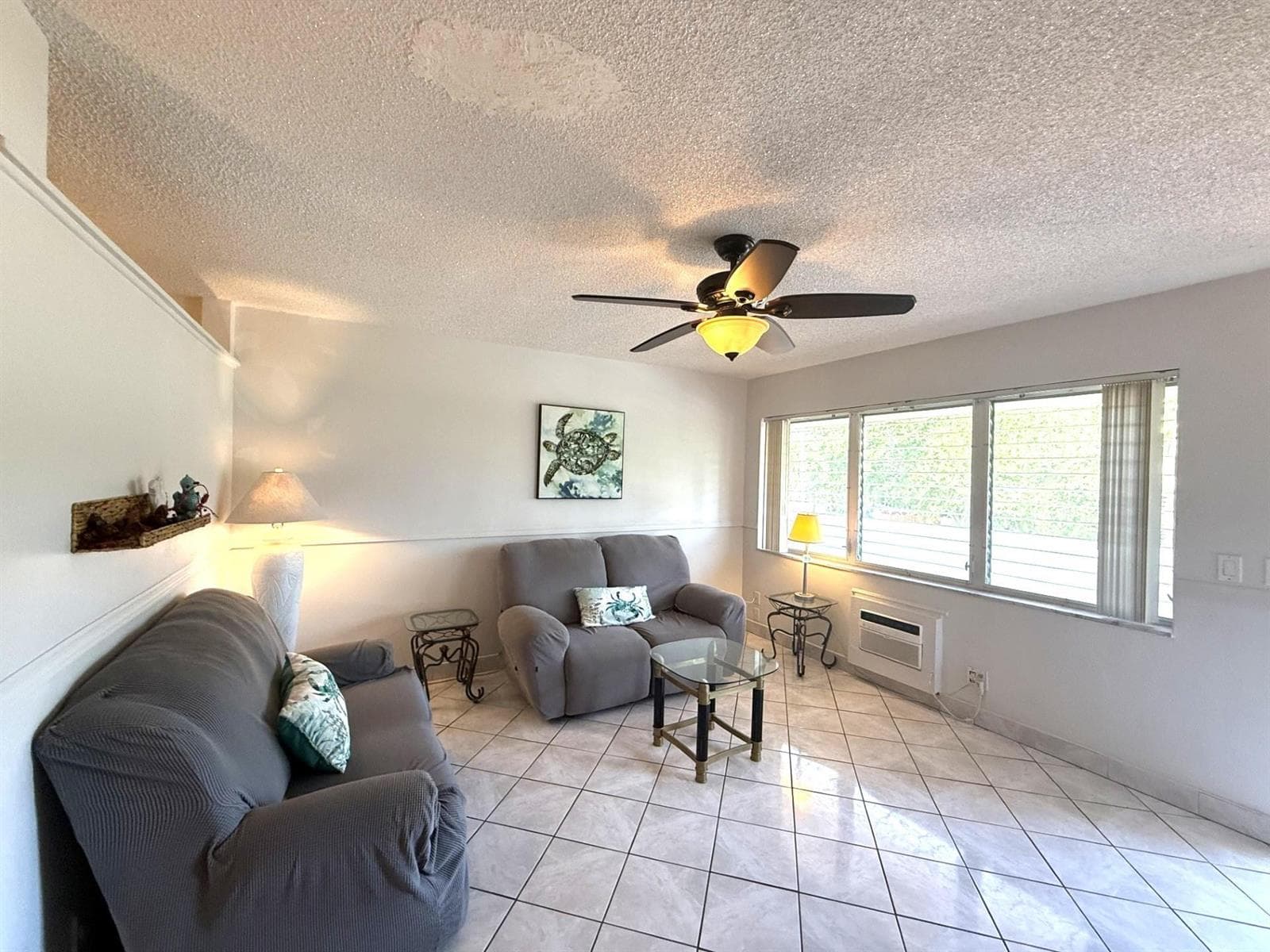 900 SW 10th Terrace, Hallandale Beach, FL 33009 photo 4