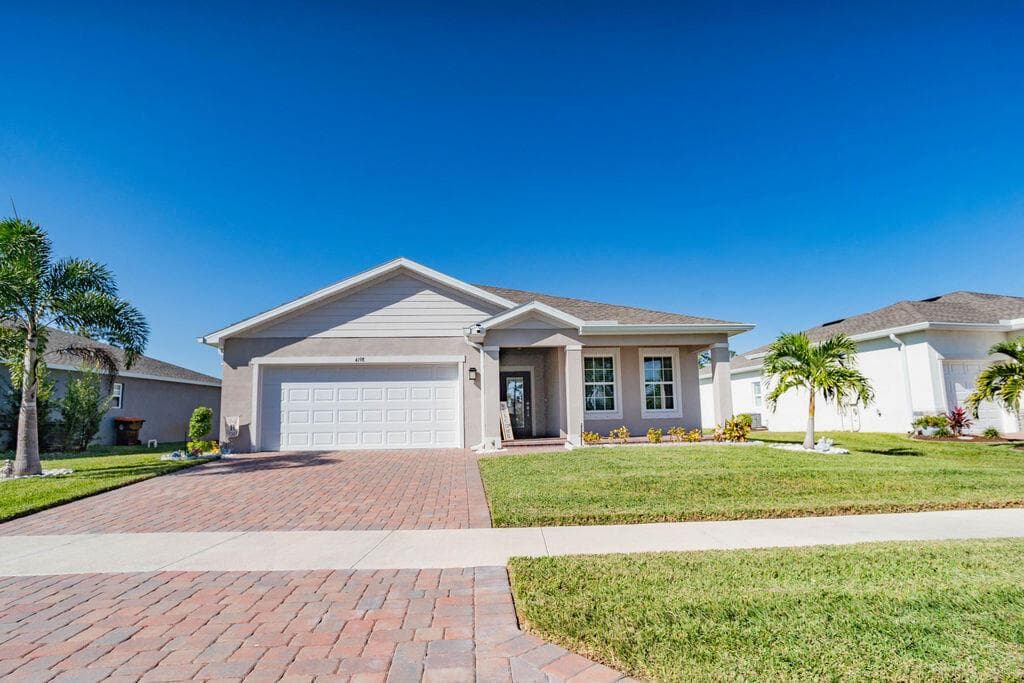 4198 Keeson Circle, Vero Beach, FL 32967 photo 4