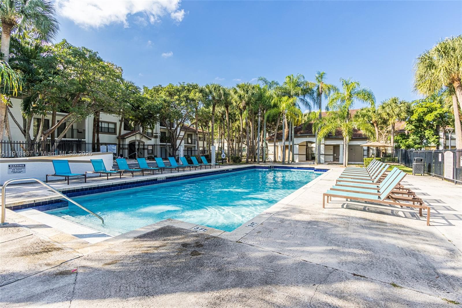650 S Park Rd # 13-5, Hollywood, FL 33021 photo 2