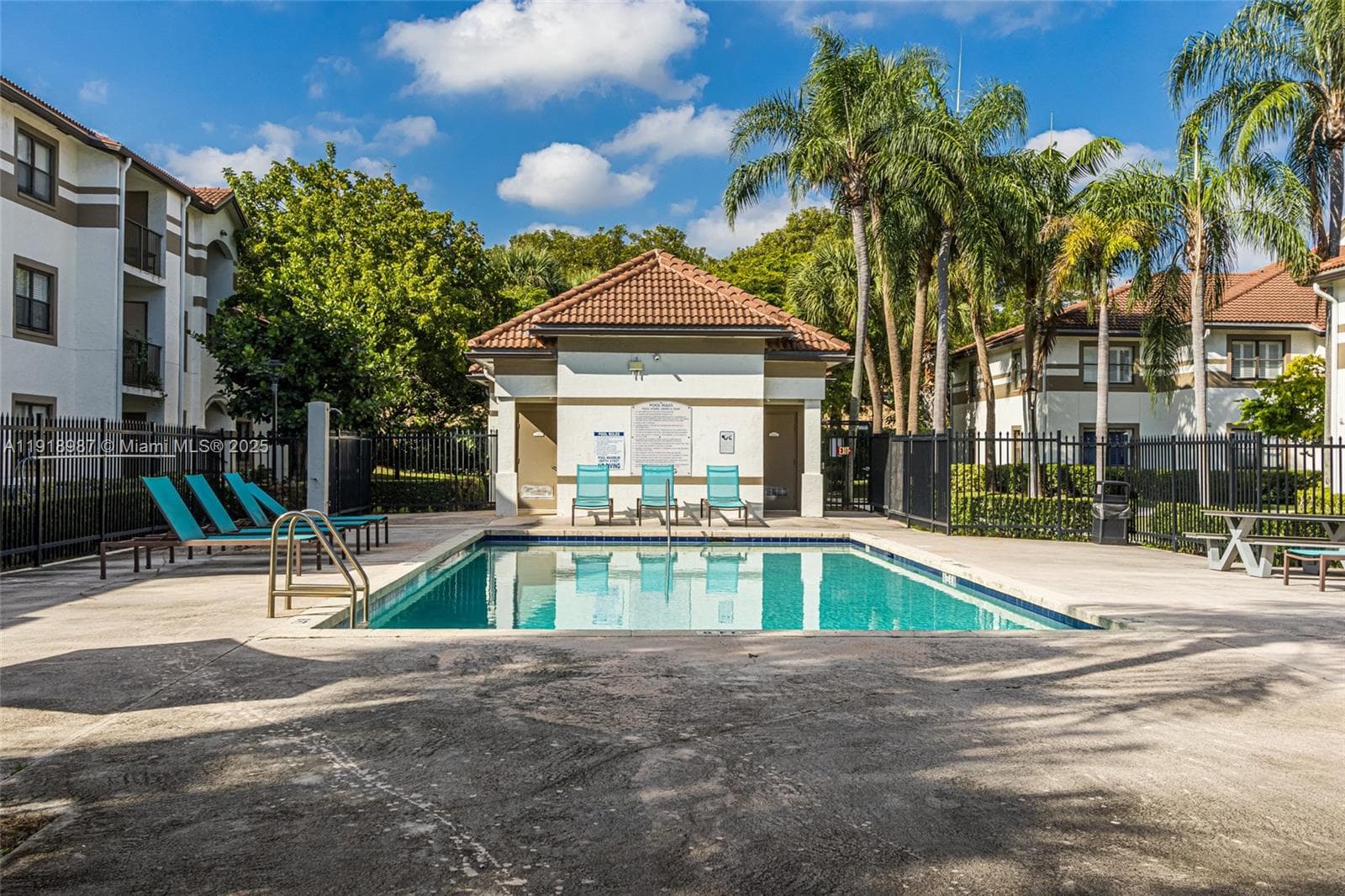 650 S Park Rd # 13-5, Hollywood, FL 33021 photo 5