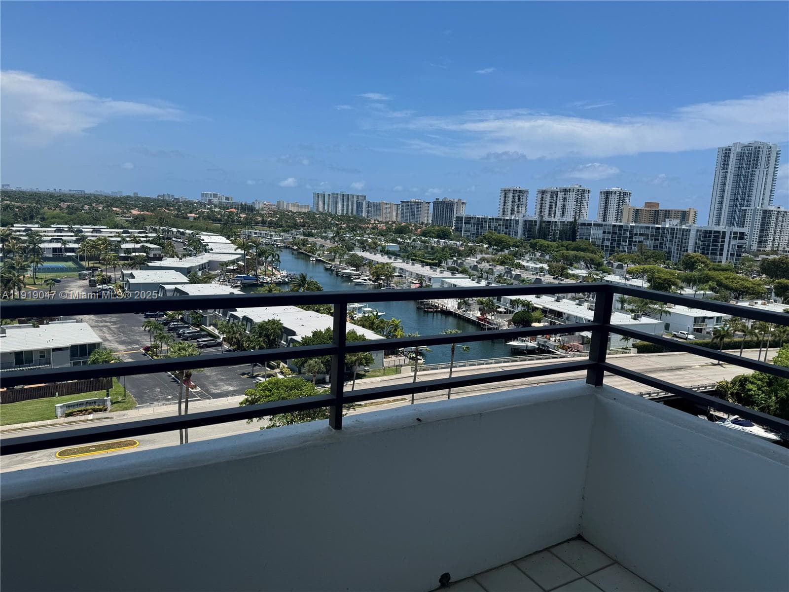 2500 Parkview Dr # 1109, Hallandale Beach, FL 33009 photo 2