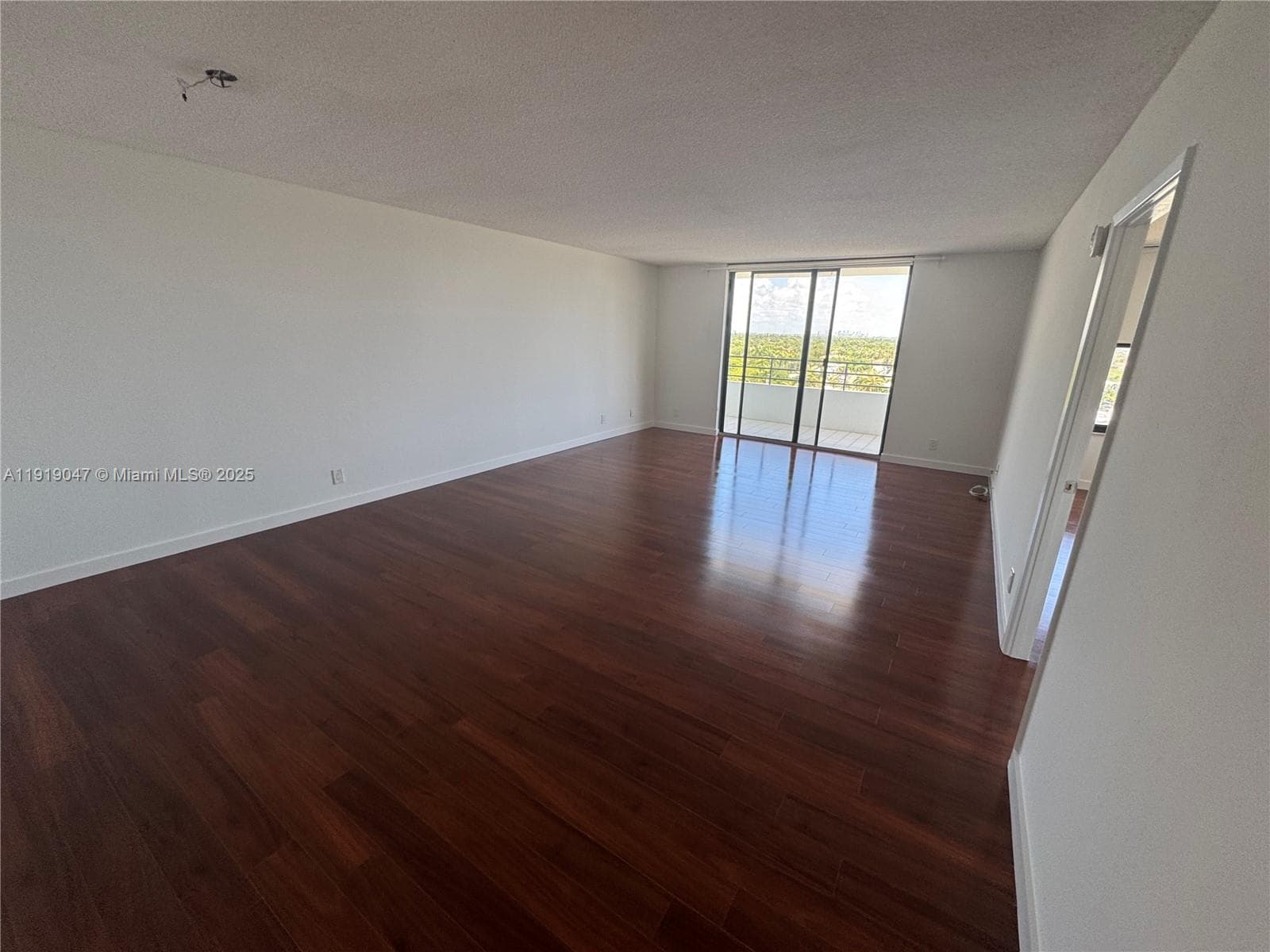 2500 Parkview Dr # 1109, Hallandale Beach, FL 33009 photo 5