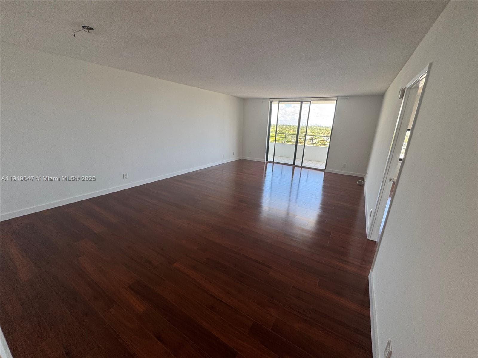 2500 Parkview Dr # 1109, Hallandale Beach, FL 33009 photo 4
