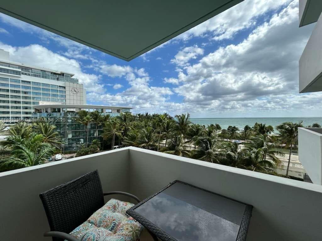2899 Collins Ave # 625, Miami Beach, FL 33140