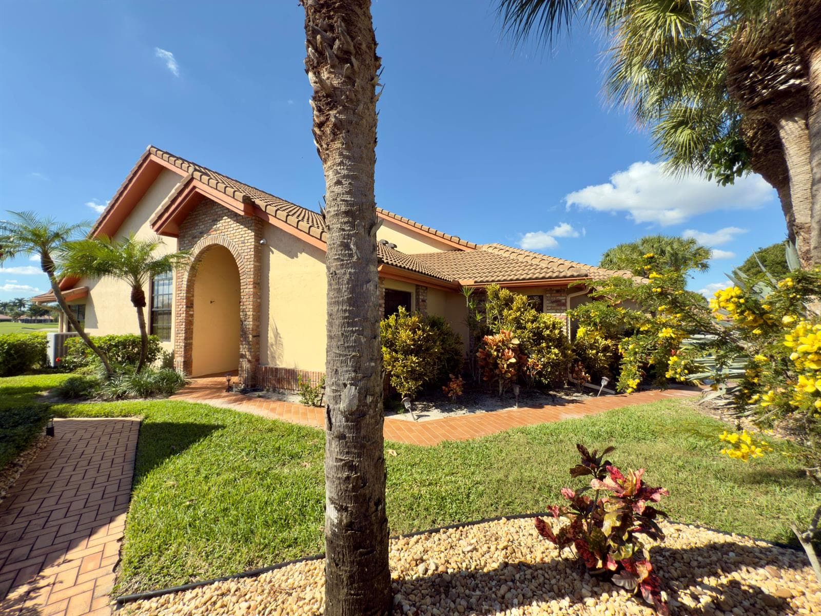 8491 Heather Place, Boynton Beach, FL 33472 photo 3