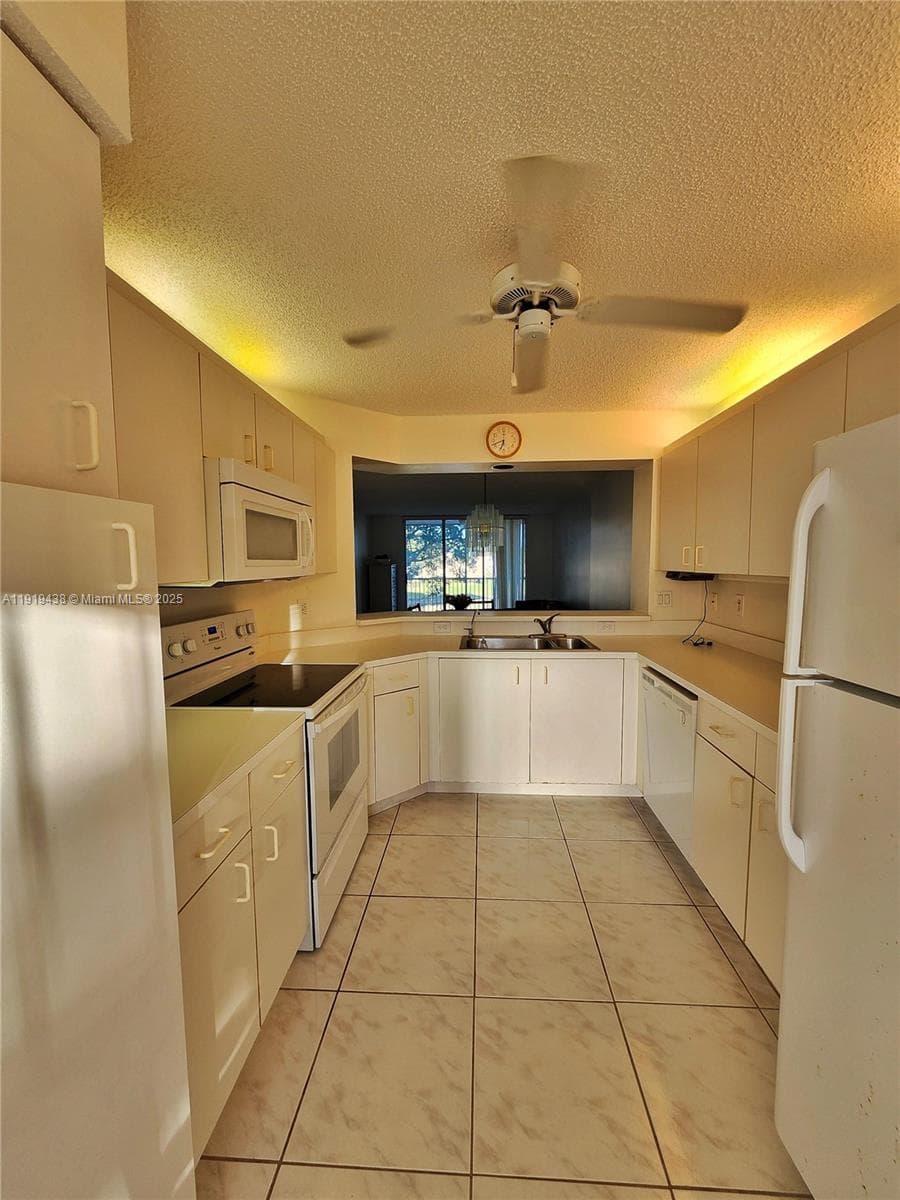 7852 Trent Dr # 206, Tamarac, FL 33321 photo 3