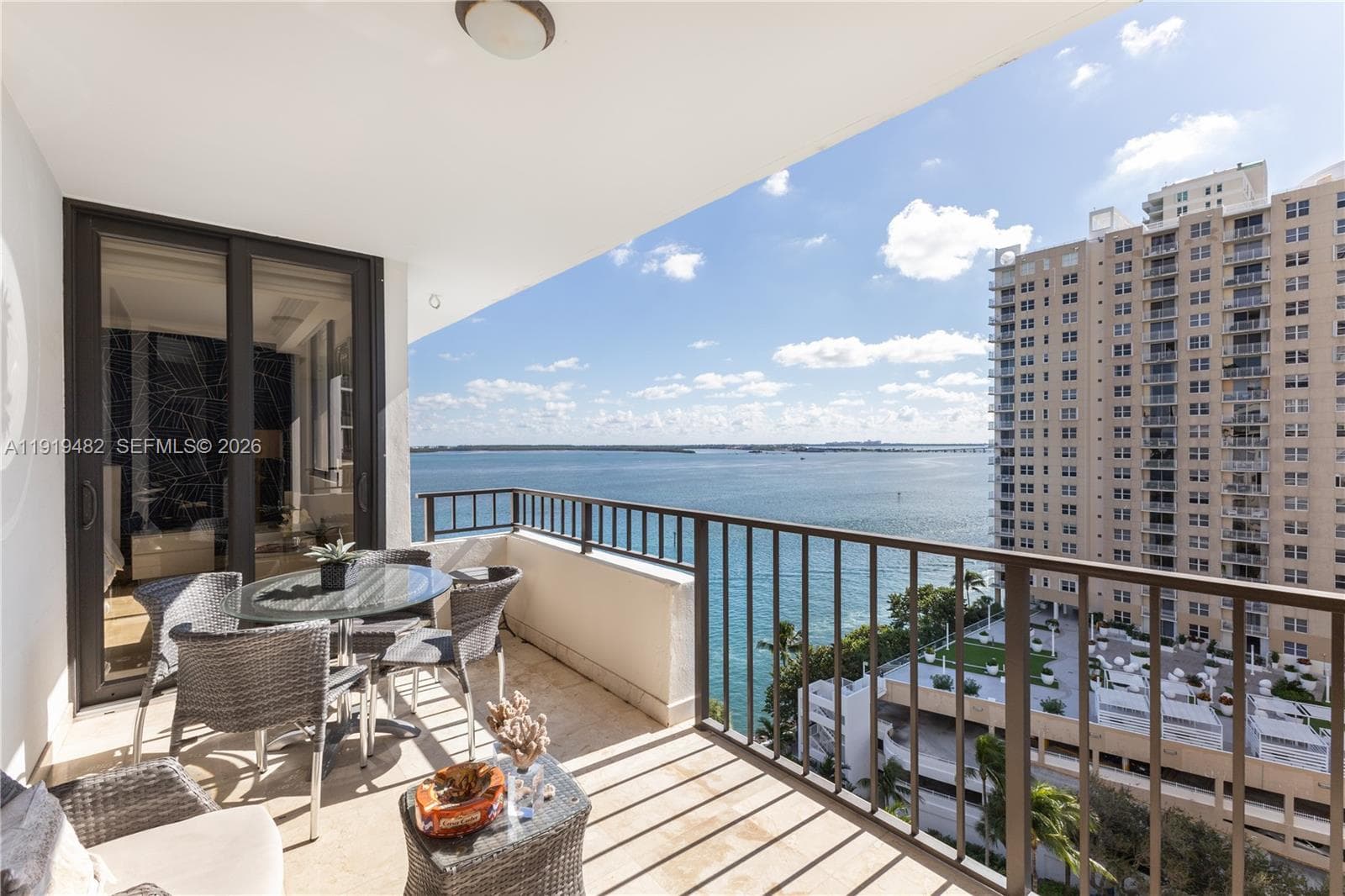 520 Brickell Key Dr # A1207, Miami, FL 33131