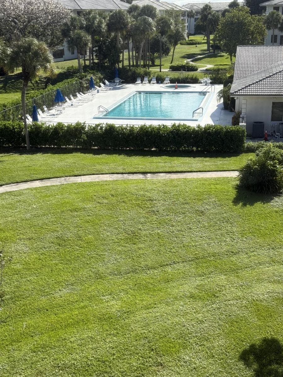 3710 Whitehall Drive # 401, West Palm Beach, FL 33401 photo 4