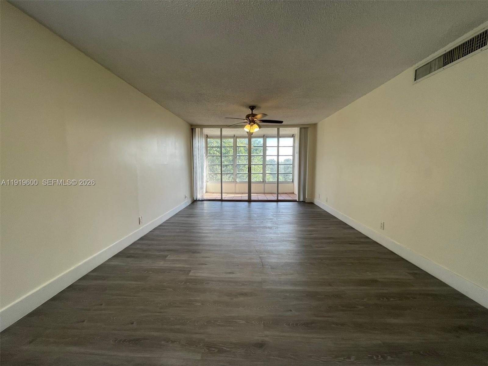 9471 Evergreen Pl # 401, Davie, FL 33324 photo 5