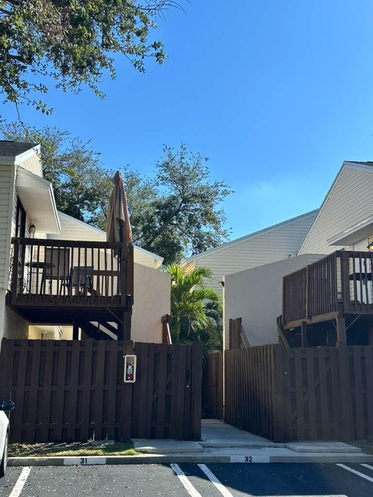 637 Executive Center Drive N # 203, West Palm Beach, FL 33401 photo 2