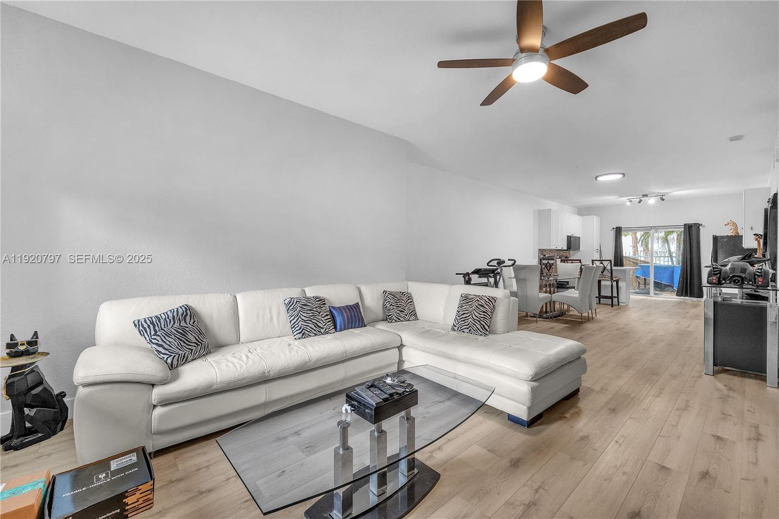 4950 Washington St # 1, Hollywood, FL 33021 photo 3