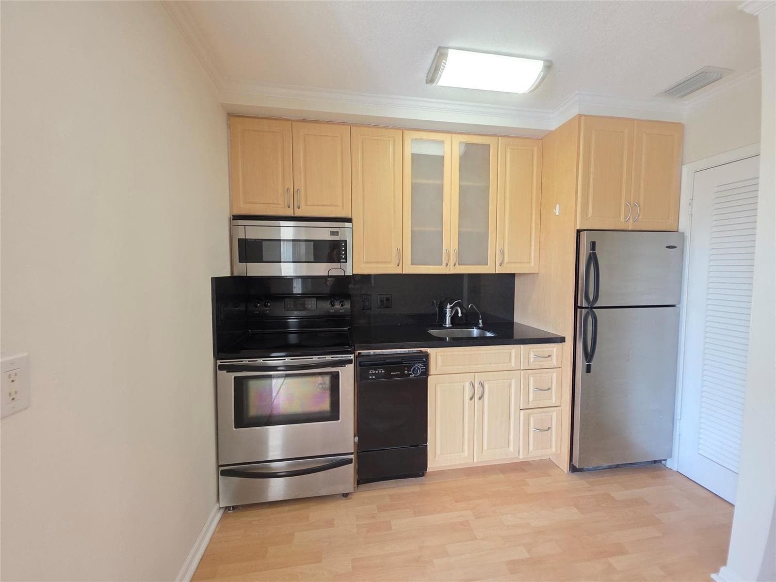 2131 NE 42nd Court # 208e, Lighthouse Point, FL 33064 photo 5