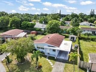 1041 NW 24th Ter, Fort Lauderdale, FL 33311 photo 3
